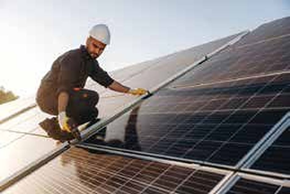 Hybrid Solar & BESS