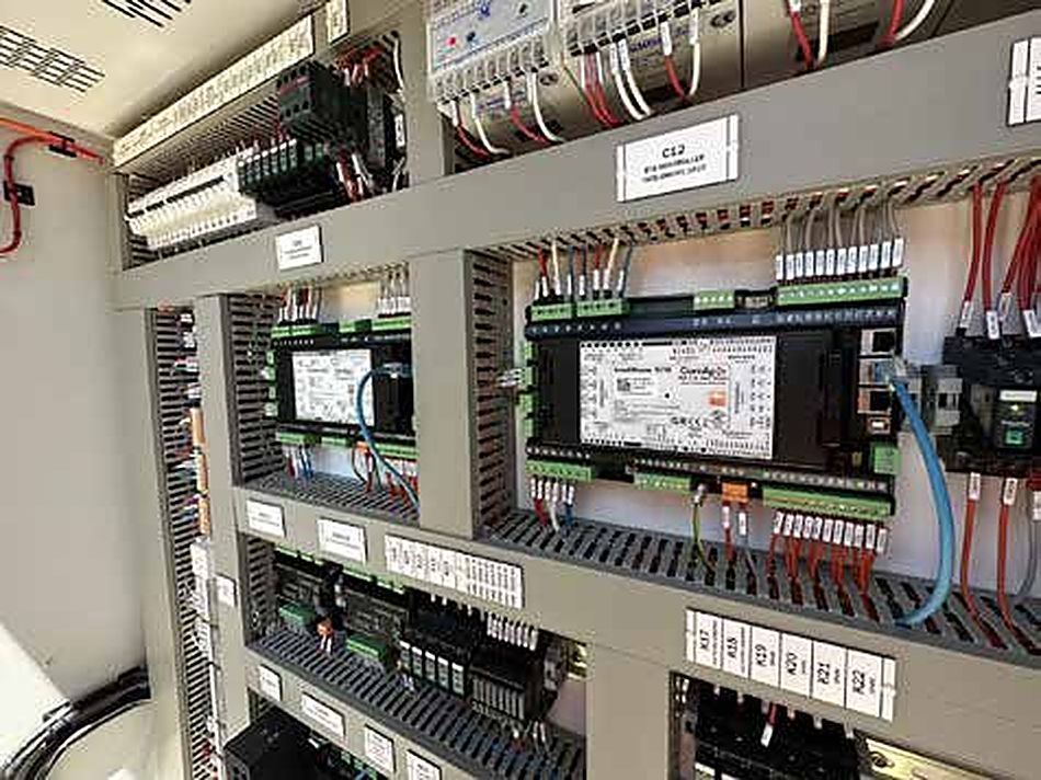 Generator synchronization control panel